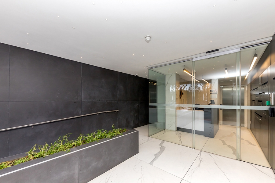 1 Bedroom Property for Sale in Green Point Western Cape